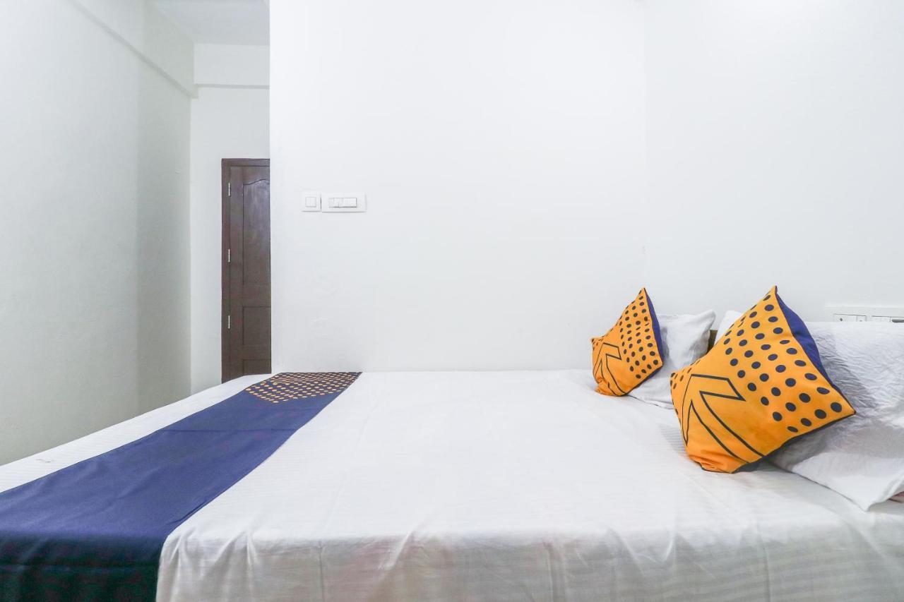 Spot On Rohini Inn Kadampuzha Kottakkal Kültér fotó