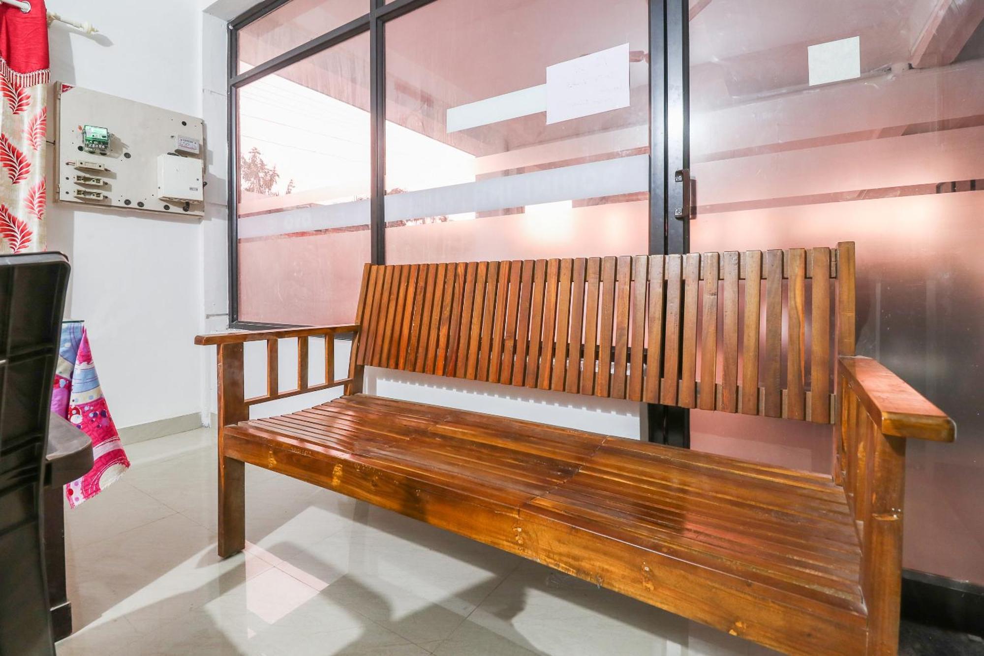 Spot On Rohini Inn Kadampuzha Kottakkal Kültér fotó